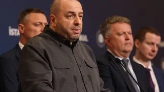 Рустем Умєров. Fot. PAP/EPA/TOLGA BOZOGLU