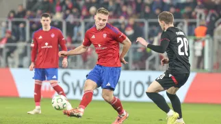 Piłkarz Rakowa Częstochowa Oskar Repka. Fot. PAP/Art Service