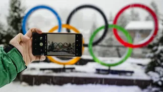 Kola olimpijskie w Cortinie d'Ampezzo	Fot. PAP/EPA/JEAN-CHRISTOPHE BOTT