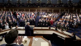 Donald Trump wygłasza orędzie w Kongresie USA. Fot. PAP/EPA/JESSICA KOSCIELNIAK 