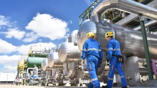 Państwa członkowskie MAE z obu Ameryk udostępnią 172,2 mln baryłek ropy.Fot. Adobe Stock/ industrieblick