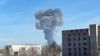 Пожар на нефтехимическом заводе в Нижнекамске.  Fot. X@nexta_tv