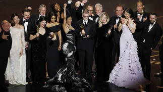 Twórcy filmu "Jedna bitwa po drugiej". Fot. PAP/EPA/CHRIS TORRES