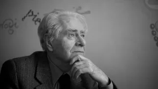 Bocheński, który utrzymywał z pisarzem bliskie kontakty, wspomina, że był „człowiekiem głębokiej troski o innych”. Fot. PAP/Tomasz Gzell