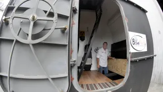 Mobilny schron Fot. PAP/EPA/Mike Nelson