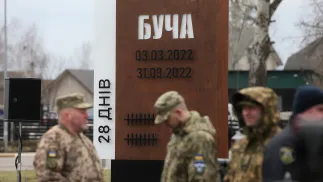 Вшанування 1-ї річниці визволення Бучі від російської окупації. Фотоілюстрація. Fot. PAP/Viktor Kovalchuk