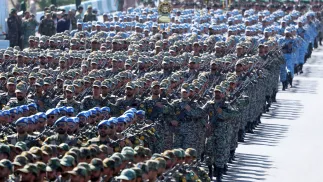 Strażnicy Rewolucji: jesteśmy gotowi na co najmniej pół roku wojny. Fot. PAP/EPA/	ABEDIN TAHERKENAREH