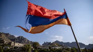 Flaga Armenii, zdjęcie ilustracyjne, fot. PAP/EPA/CHRISTOPHE PETIT TESSON