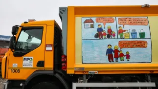 Śmieciarka Fot. PAP/Marian Zubrzycki