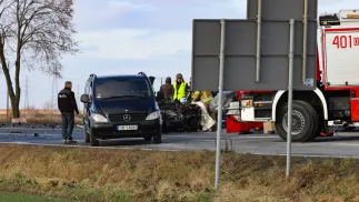 Pomorskie. Ruch wahadłowy na drodze na Półwysep Helski. Fot. PAP/	Krzysztof Świderski (zdjęcie ilustracyjne)