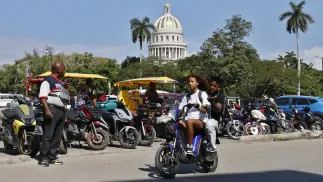 Widok na Kapitol w Hawanie, fot. PAP/EPA/EFE/Ernesto Mastrascusa
