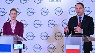 Wicepremier, minister spraw zagranicznych RP Radosław Sikorski (P) i Wysoki Przedstawiciel UE do Spraw Zagranicznych i Polityki Bezpieczeństwa Kaja Kallas (L). Fot. PAP/Piotr Nowak