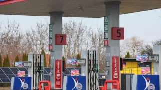 Stacja paliw Fot. PAP/Leszek Szymański