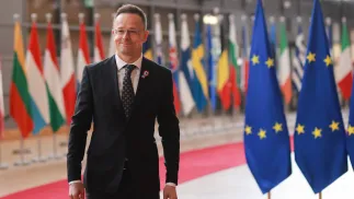 Петер Сіярто. Fot. PAP/EPA/OLIVIER HOSLET 