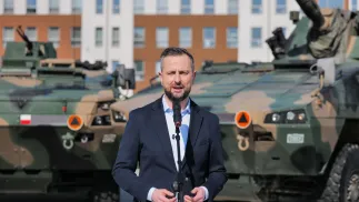 Вице-премьер, министр обороны Польши Владислав Косиняк-Камыш в г. Бяла Подляска. Fot. PAP/Karol Zienkiewicz