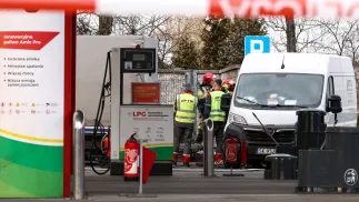 Do wypadku doszło przy naziemnym zbiorniku z gazem. Fot. PAP/ 	Kasia Zaremba