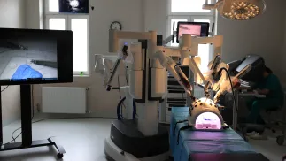 Symboliczne uruchomienie systemu chirurgii robotycznej Da Vinci w Szpitalu Miejskim w Gliwicach. Fot. PAP/Jarek Praszkiewicz