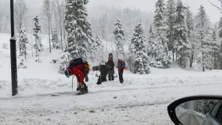  Intensywne opady śniegu w Zakopanem, fot. PAP/Józef Niedziałek