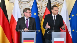 Йоганн Вадефуль та Радослав Сікорський. Fot. PAP/Maciej Kulczyński