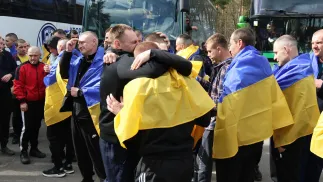 Вернувшиеся домой украинские защитники. Fot. Facebook/Координаційний штаб з питань поводження з військовополоненими﻿
