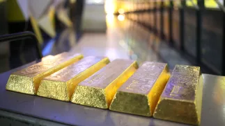 sztaby złota najczystszej próby z rezerw dewizowych NBP. Fot. PAP/Leszek Szymański