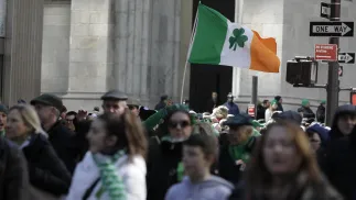 Obchody Dnia św. Patryka w Nowym Jorku, zdjęcie ilustracyjne, fot. PAP/EPA/JASON SZENES