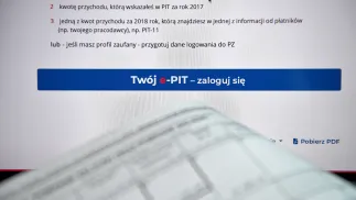 Rozliczanie PIT przez internet. Fot. PAP/Darek Delmanowicz