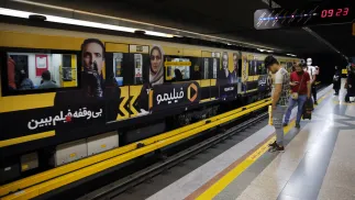 Pociąg metra w Teheranie Fot. PAP/EPA/ABEDIN TAHERKENAREH