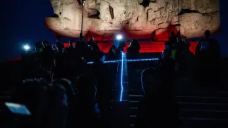 W podziemnej Drodze Krzyżowej, prowadzącej pochylnią Barącza do kaplicy św. Kingi, modliło się ok. 200 osób. Fot. PAP/	Wojtek Jargiło (zdjęcie ilustracyjne)