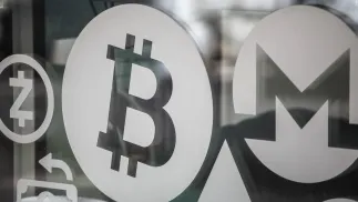 Stacjonarny kantor kryptowalut Fot. PAP/ Albert Zawada