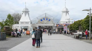 Weekend majowy nad Morzem Bałtyckim w Międzyzdrojach Fot. PAP/Lech Muszyński