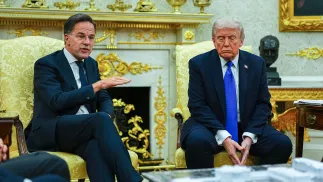 Prezydent USA Donald Trump i szef NATO Mark Rutte.  Fot. PAP/EPA/	AARON SCHWARTZ / POOL