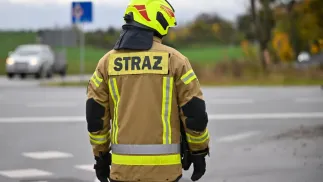 Strażak, zdjęcie ilustracyjne, fot. PAP/Marcin Gadomski