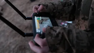 оператор военного дрона фотоилюстрация Fot. PAP/EPA/MARIA SENOVILLA