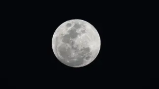 Księżyc. Fot. PAP/EPA/YAHYA ARHAB