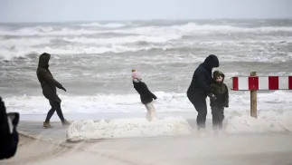 Sztorm u wybrzeży Danii, zdjęcie ilustracyjne, fot. PAP/EPA/RITZAU SCANPIX/Claus Bjoern Larsen