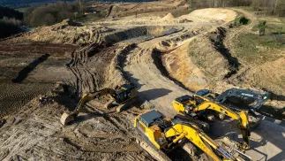 Wstrzymane prace na odcinku drogi ekspresowej S19 Domaradz-Iskrzynia. Fot. PAP/Darek Delmanowicz 