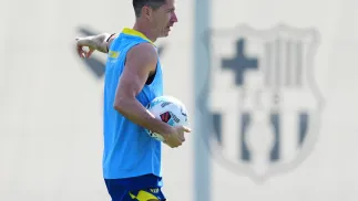 Robert Lewandowski podczas treningu, fot. PAP/EPA/EFE/Alejandro Garcia