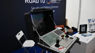 Dzień wystawowy podczas pre-konferencji „Road to URC – Security and Defence Dimension” na Politechnice Rzeszowskiej. Fot. PAP/Darek Delmanowicz