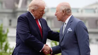 Król Karol III, Donald Trump. Fot. PAP/EPA/YURI GRIPAS 