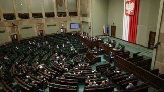  Posłowie na sali plenarnej Sejmu. Fot.  PAP/Albert Zawada