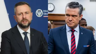 Szef MON Władysław Kamysz i szef Pentagonu Pet Hegseth. Fot. PAP/EPA/JIM LO SCALZO