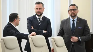 Wicepremier, minister obrony narodowej Władysław Kosiniak-Kamysz, minister energii Miłosz Motyka oraz minister nauki i szkolnictwa wyższego Marcin Kulasek. Fot. PAP/Radek Pietruszka