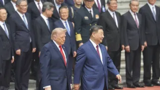 Prezydent USA Donald Trump i przywódca Chin Xi Jinping. Fot. PAP/EPA/Maxim Shemetov / POOL