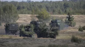 Білоруська військова колона під час навчань. Фотоілюстрація. Fot. PAP/EPA/SERGEI GRITS