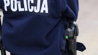 Funkcjonariusz policji - zdjęcie ilustracyjne Fot. PAP/Leszek Szymański