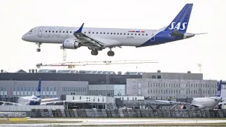 Samolot SAS Scandinavian Airlines, fot. PAP/EPA/TT NEWS AGENCY/Johan Nilsson