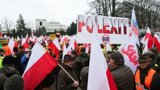 Протест польских фермеров под зданием польского Сейма. Fot. PAP/Paweł Supernak