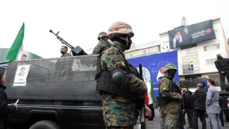 Żołnierze Korpusu Strażników Rewolucji Islamskiej w Iranie, fot. PAP/EPA/ABEDIN TAHERKENAREH