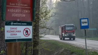 Do tragedii doszło podczas gaszenia pożaru lasu na Lubelszczyźnie Fot. PAP/Wojtek Jargiło